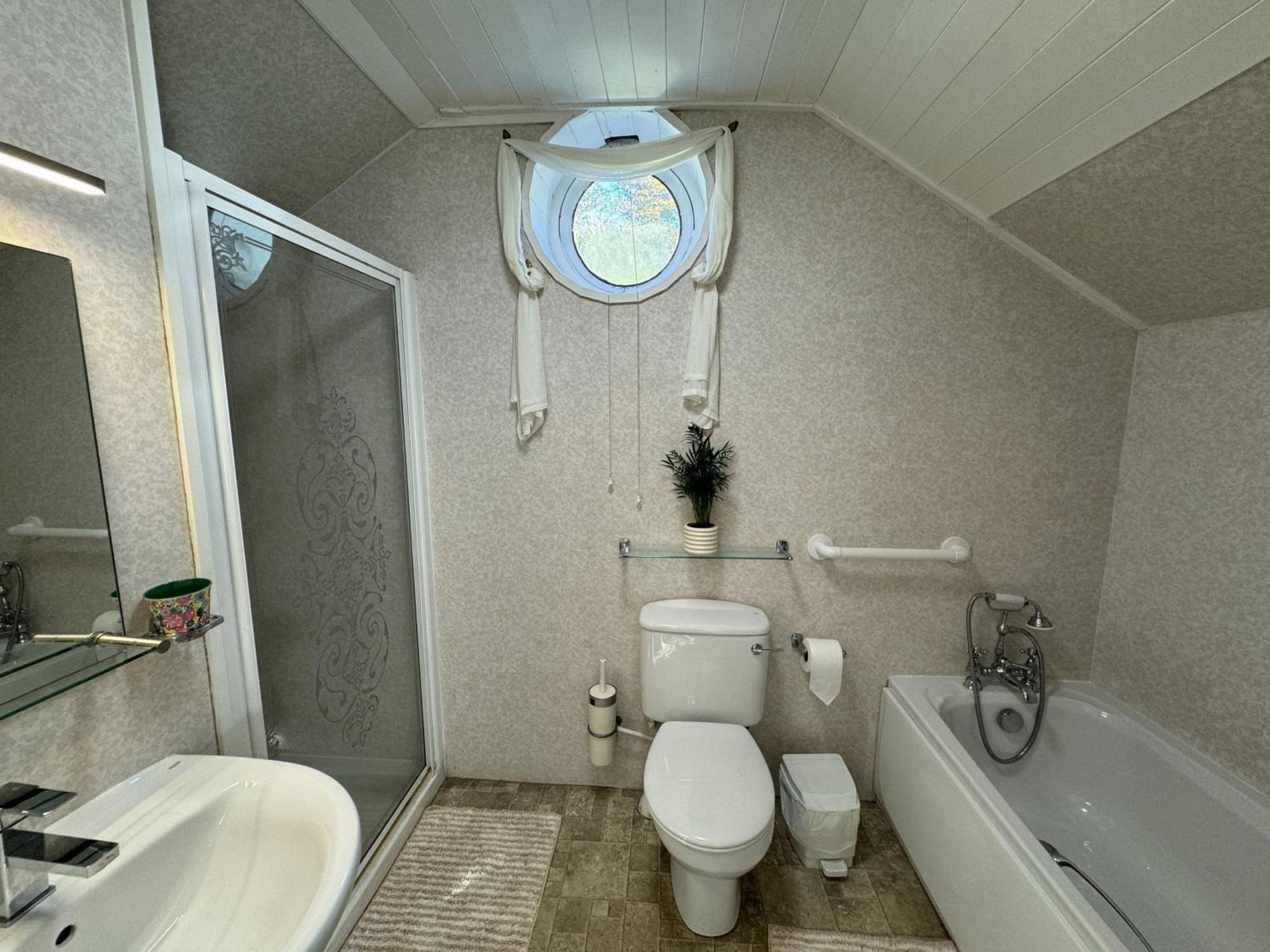 Greenswood Cottage - Cosy Cottage, Rural Location, Beautiful Landscaped Gardens With Pond And Lake Dartmouth Exterior foto